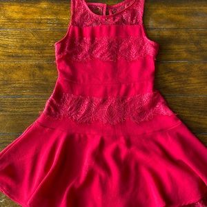 GB girls. Girls youth size 10. Slightly worn.